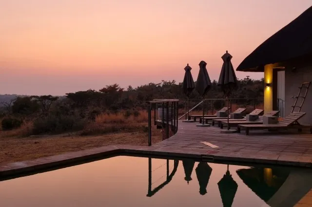 Tailor Made Holidays & Bespoke Packages for Mhondoro Safari Lodge & Villa