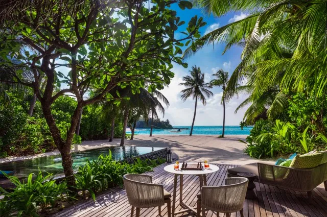 Tailor Made Holidays & Bespoke Packages for One&Only Reethi Rah