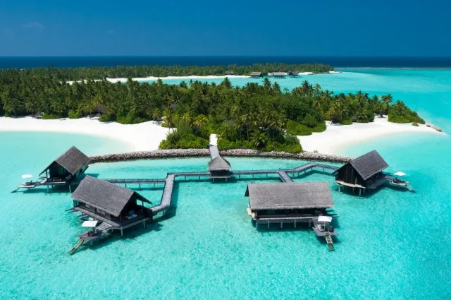 Tailor Made Holidays & Bespoke Packages for One&Only Reethi Rah